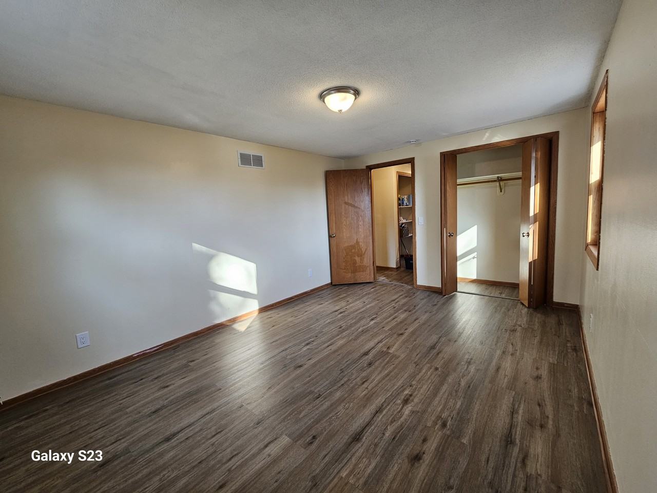 2408 22nd St Nw - Photo 6 of 20