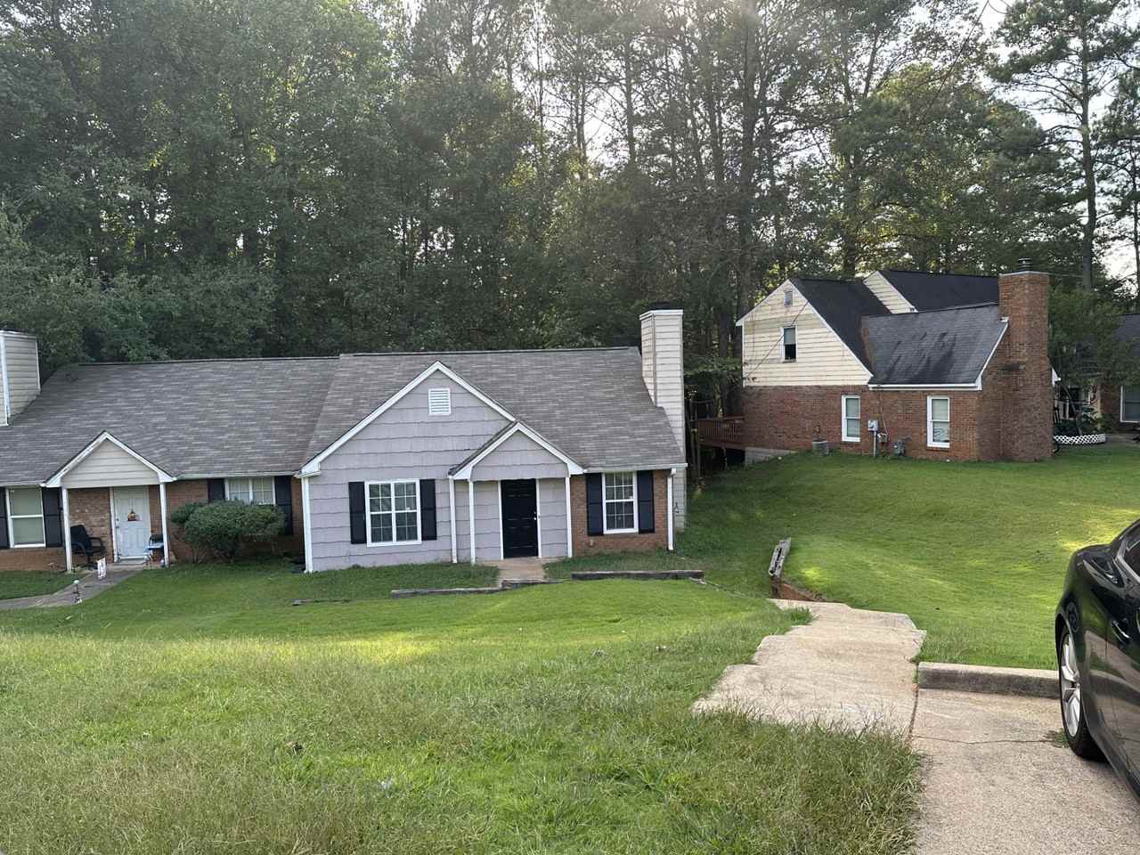 5091 Farm Valley Dr Ne