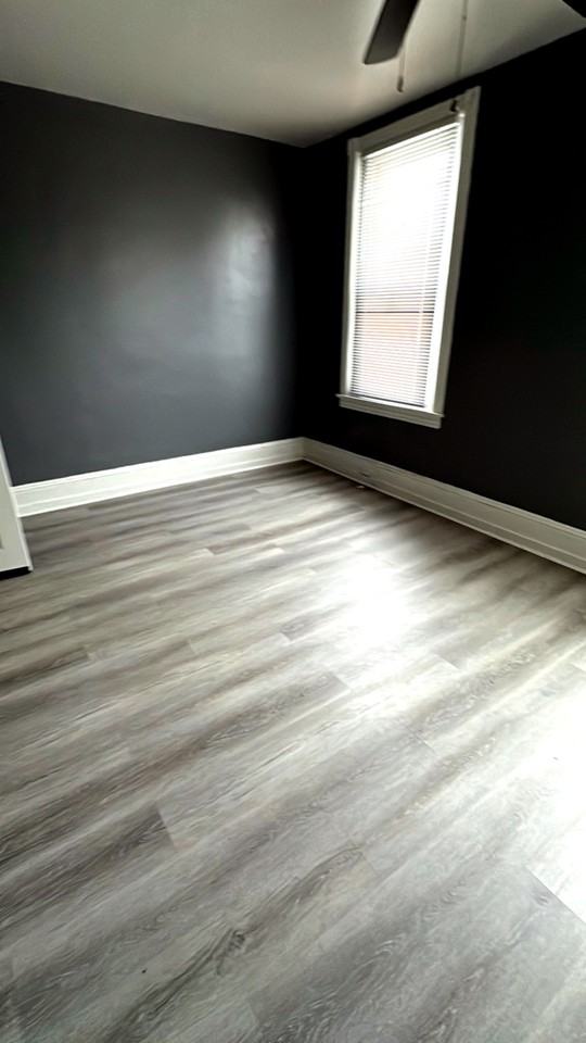 6327 N Woodstock St #2 - Photo 6 of 9