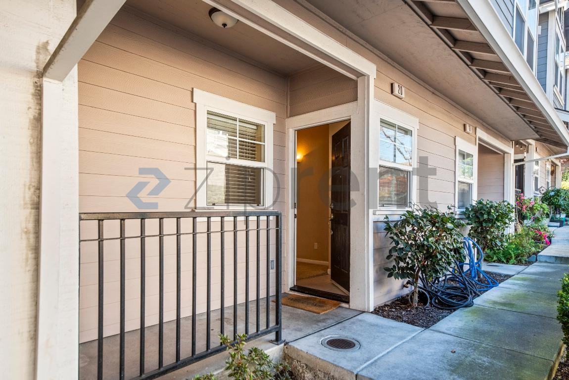 20 Ashford Pl - Photo 4 of 26