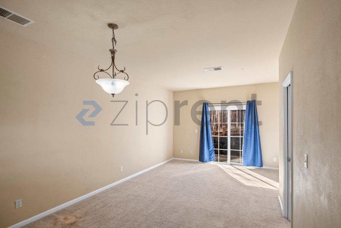 20 Ashford Pl - Photo 6 of 26