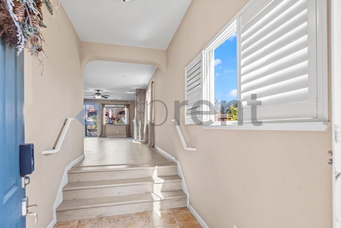 205 Blum View Dr - Photo 6 of 34