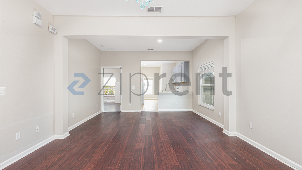 16703 Cedar Crest Dr - Photo 3 of 19