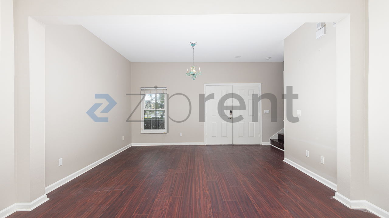 16703 Cedar Crest Dr - Photo 5 of 19