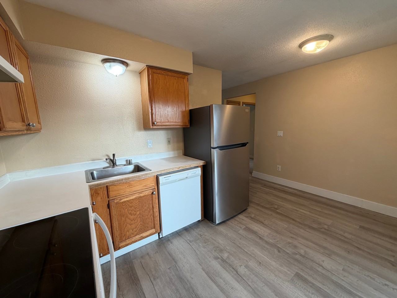 249 S 10Th Kalama #A - Photo 2 of 23