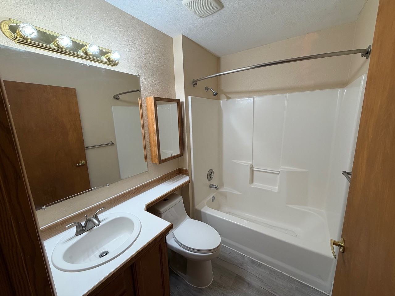 249 S 10Th Kalama #A - Photo 7 of 23