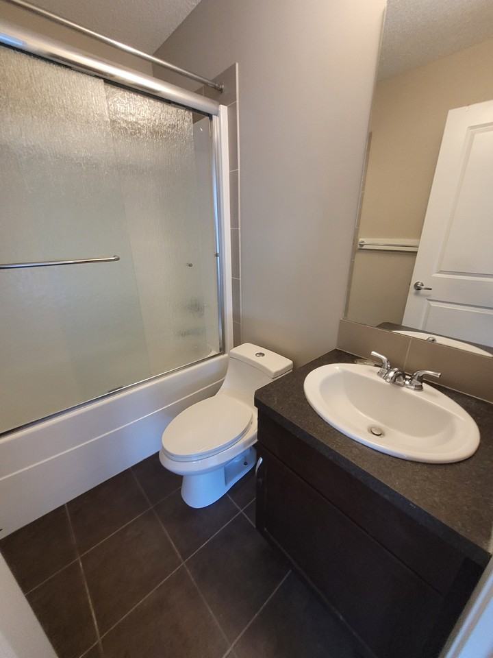 17552 - Photo 6 of 37