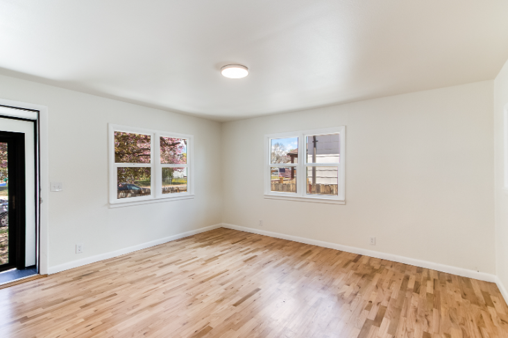 503 E 4th St Apt A - Photo 6 of 13