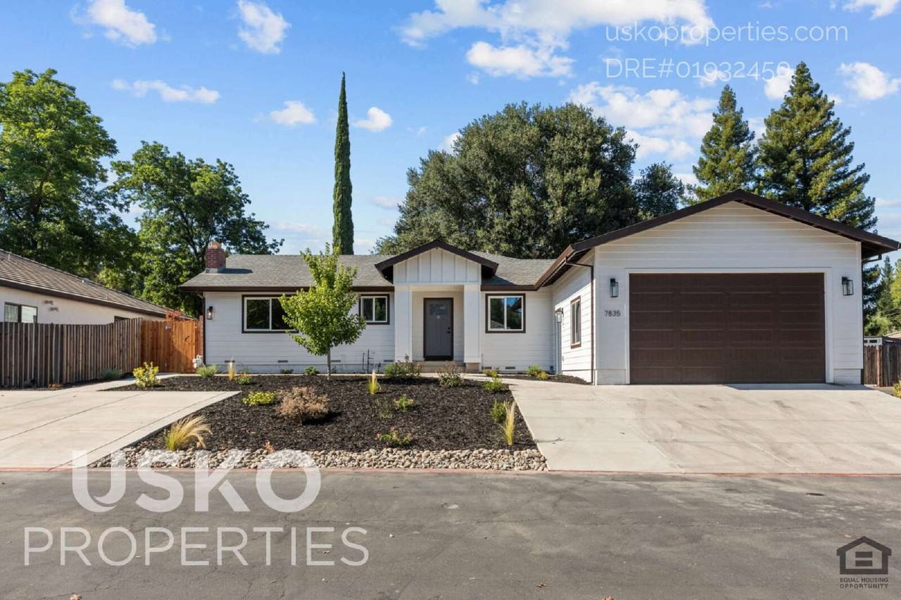 7835 Hutton Creek Ln Unit A - Photo 2 of 29