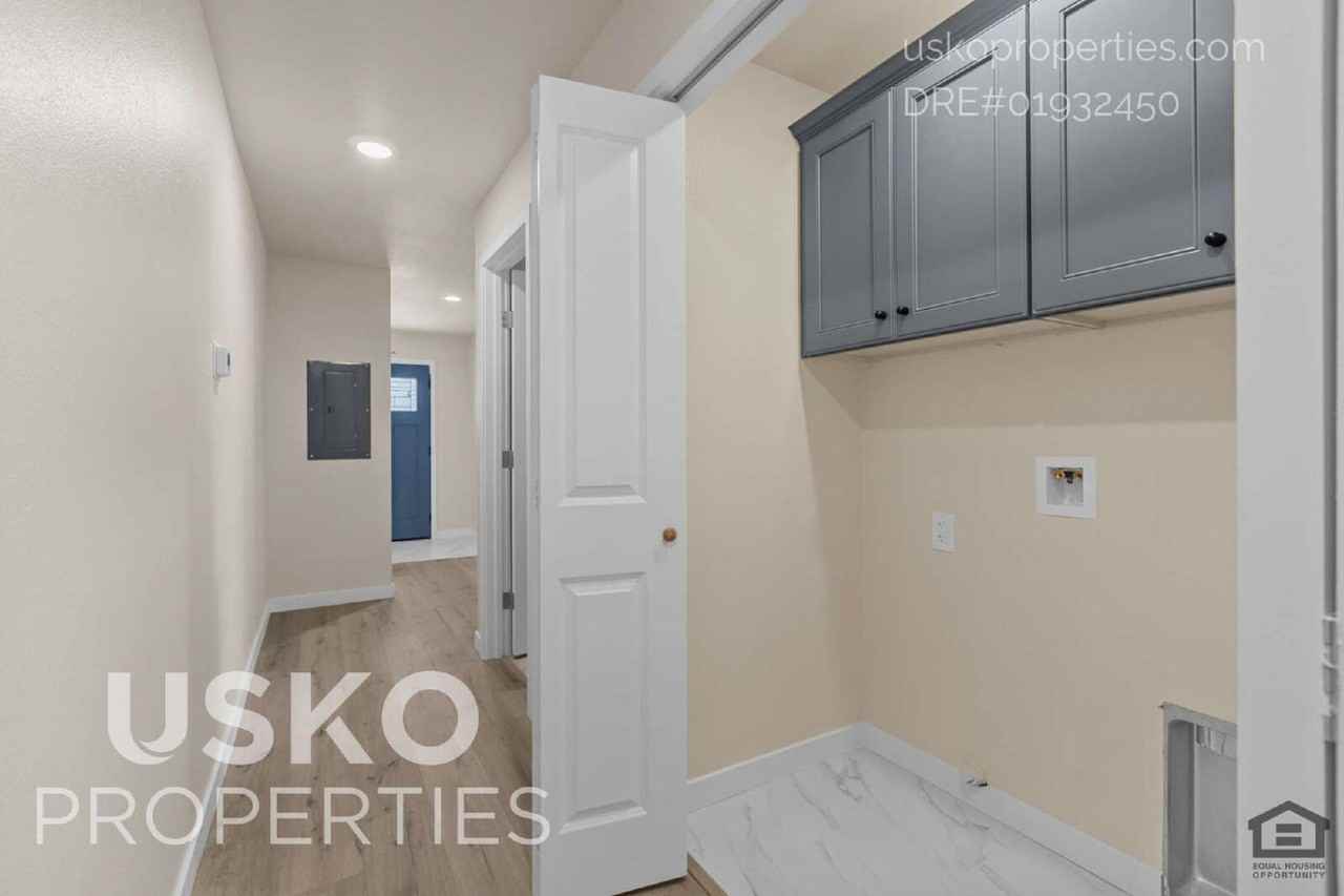 7835 Hutton Creek Ln Unit A - Photo 5 of 29