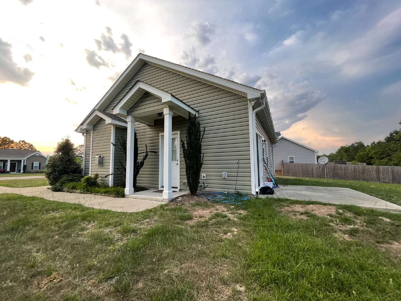 102 Padstone Ct - Photo 4 of 26