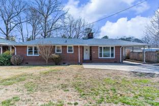 800 E Lee Rd - Photo 1 of 1