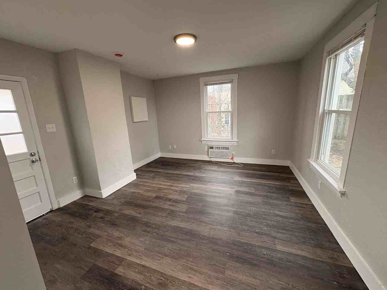 3438 Greenwood Blvd Rear - Photo 3 of 11