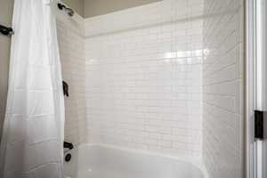 featured image of 412 Corvair Dr Se