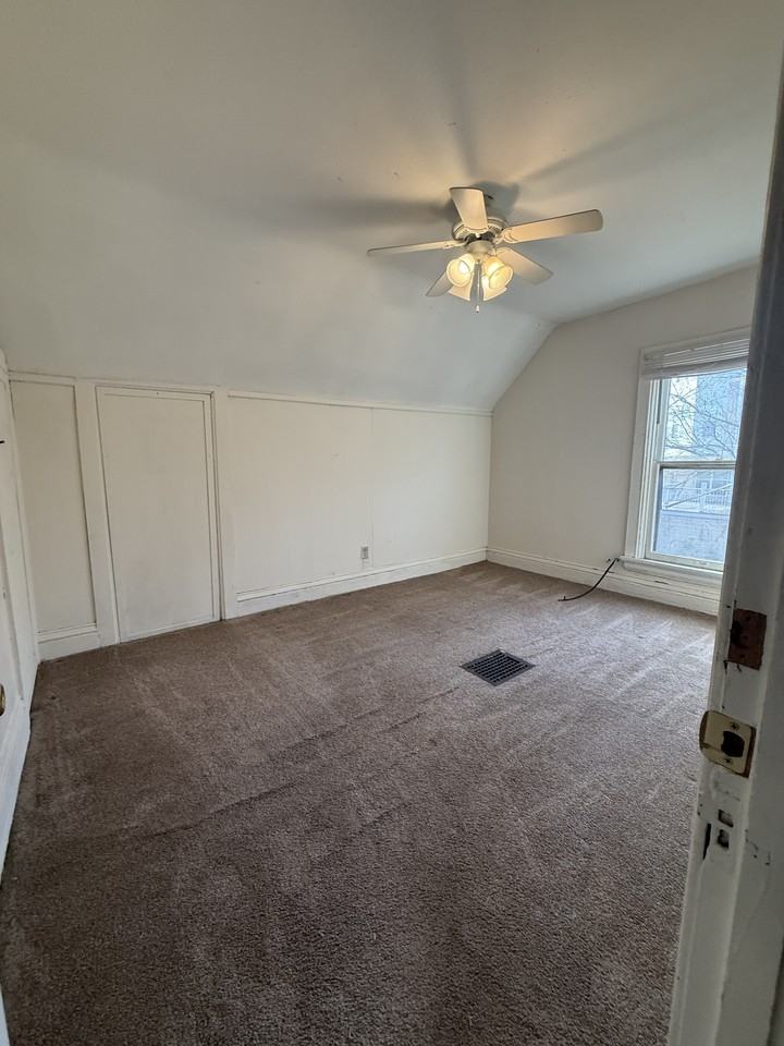 114 S Blair St #3 - Photo 2 of 24