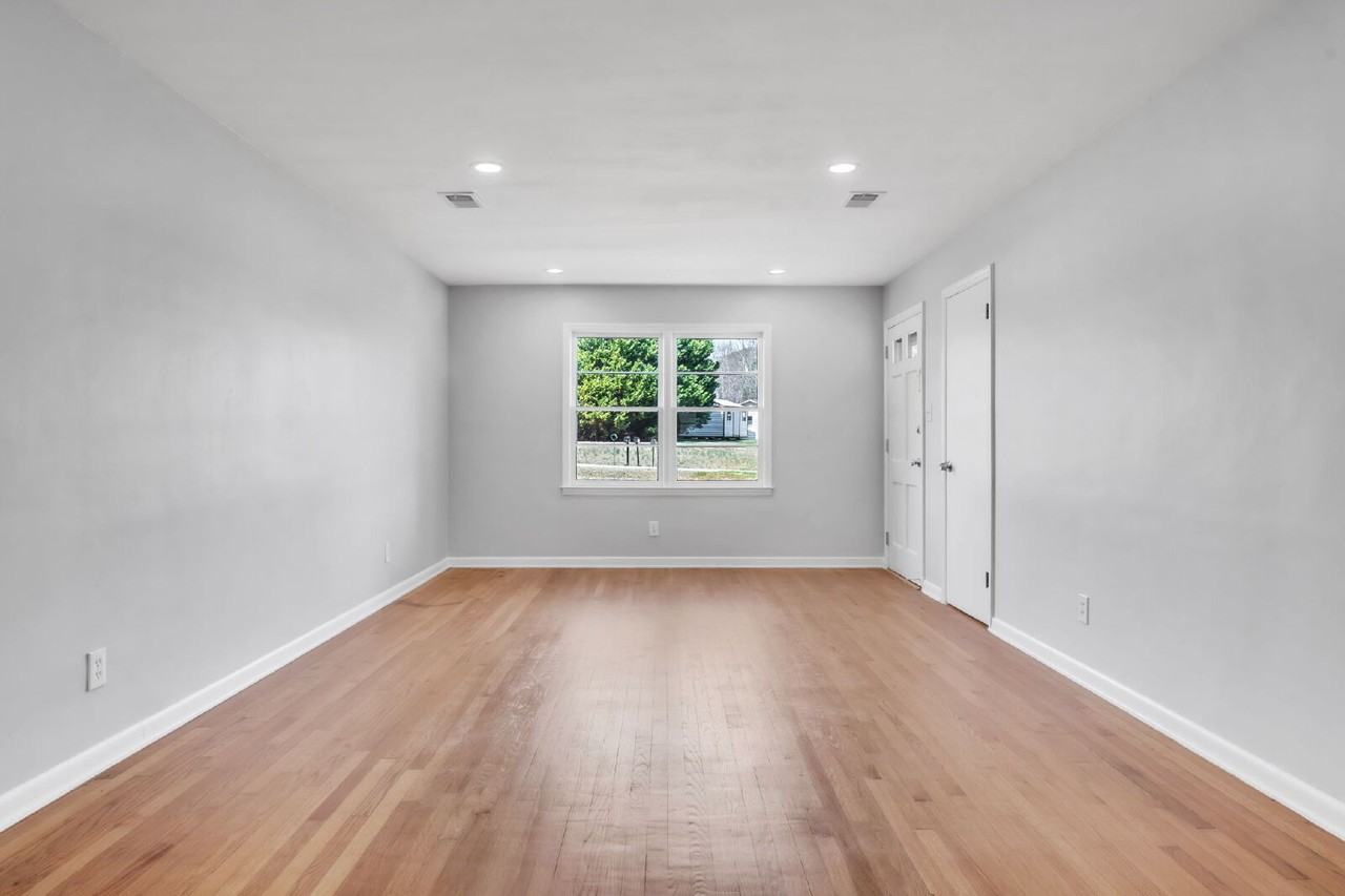 207 James St #A - Photo 5 of 23