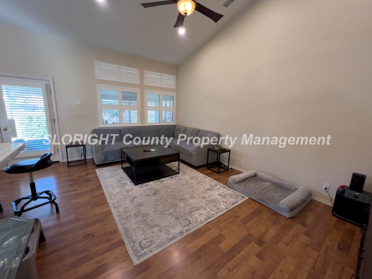 844 Saint Andrews Cir - Photo 4 of 28