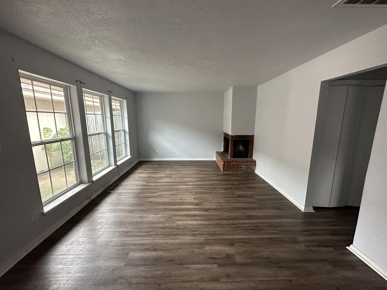 1912 N Moulton Ct #1912 - Photo 4 of 10