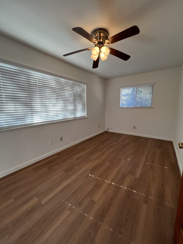 4041 Blagen Blvd - Photo 4 of 50