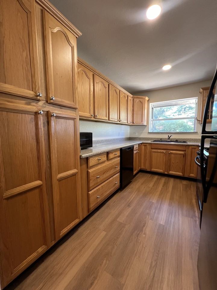 4041 Blagen Blvd - Photo 2 of 50