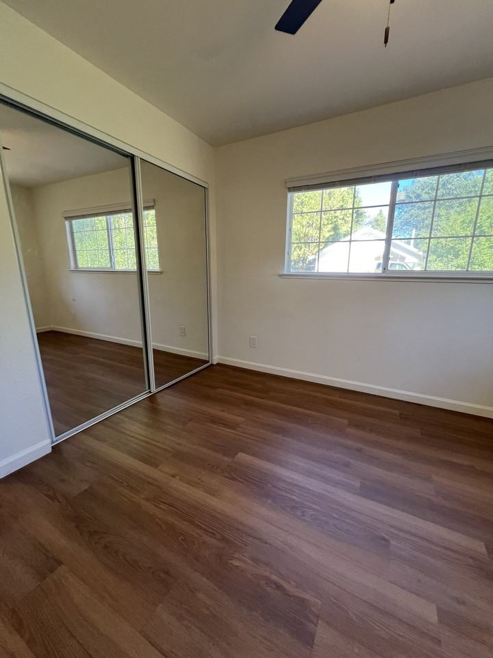 4041 Blagen Blvd - Photo 5 of 50