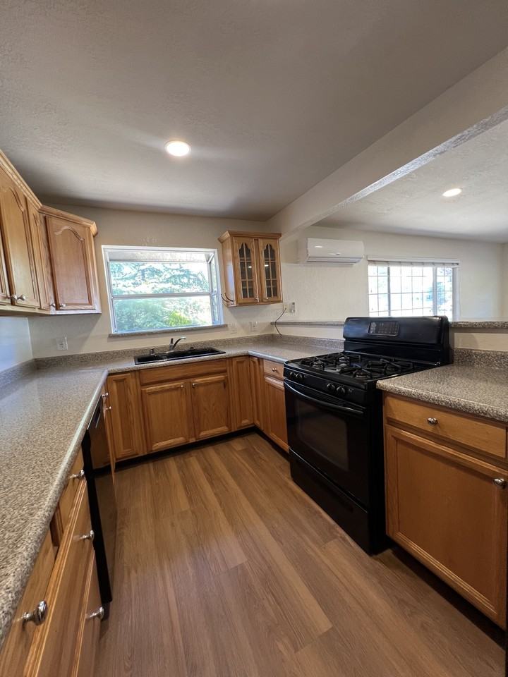 4041 Blagen Blvd - Photo 6 of 50