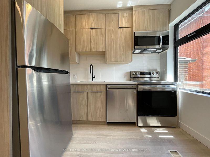 1821 Davenport Road - Photo 6 of 11