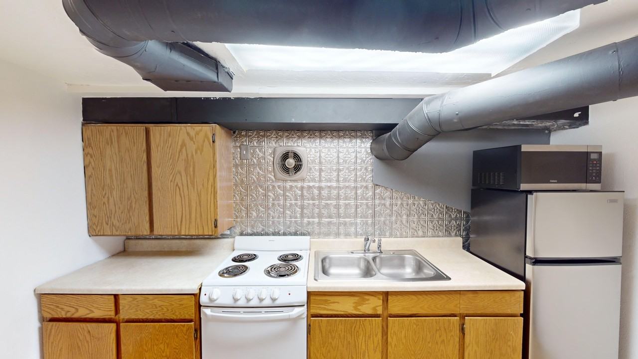 454 Cedar St #2 - Photo 6 of 14