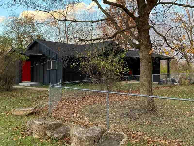 1920 N Wolfe St - Photo 3 of 22