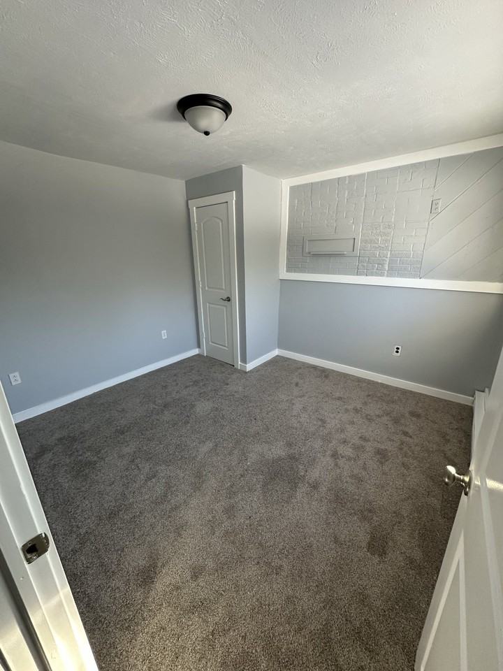 1920 N Wolfe St - Photo 2 of 22