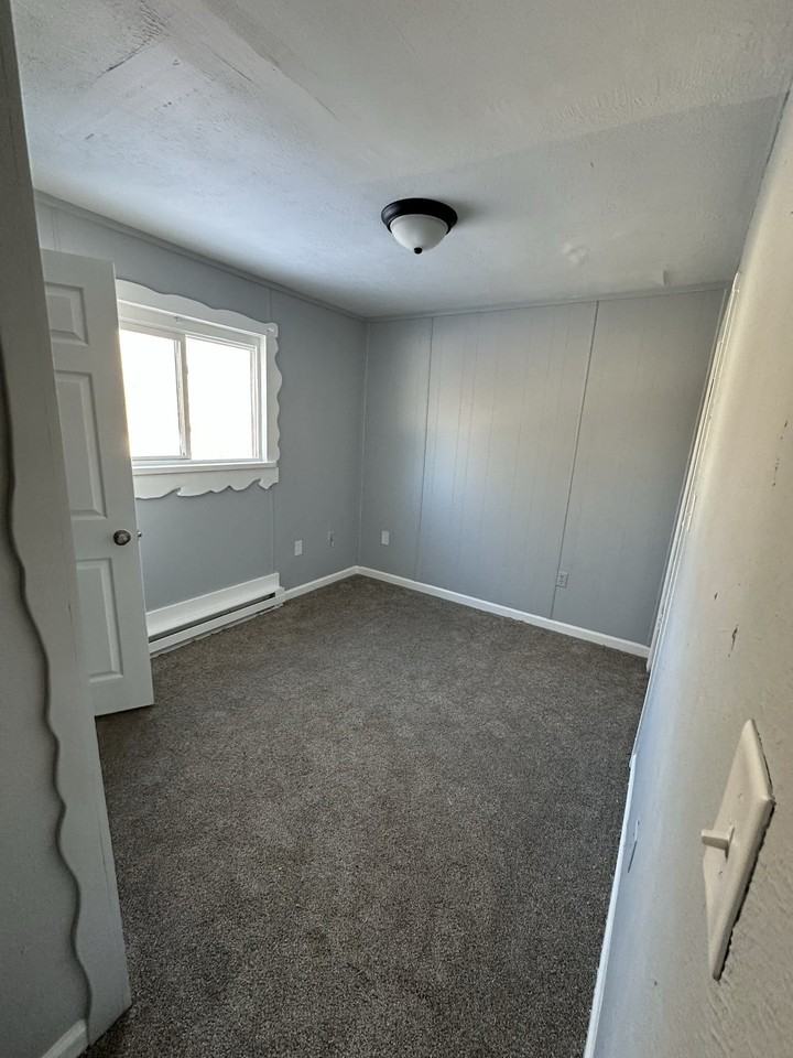 1920 N Wolfe St - Photo 3 of 22