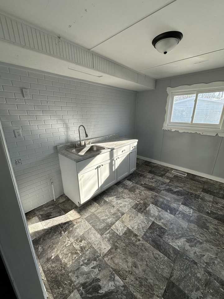 1920 N Wolfe St - Photo 2 of 22