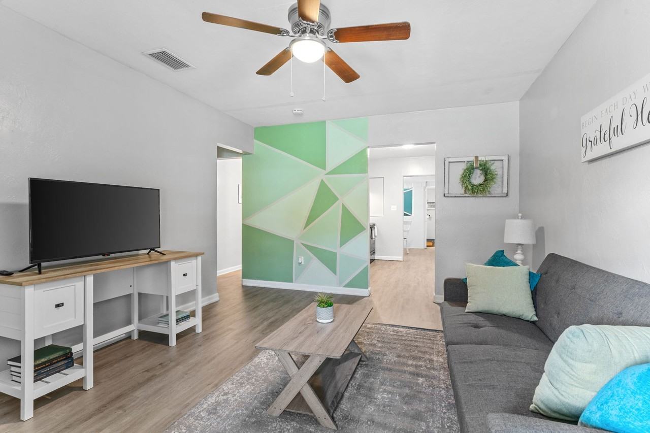 1304 15th St Sw - Photo 7 of 50