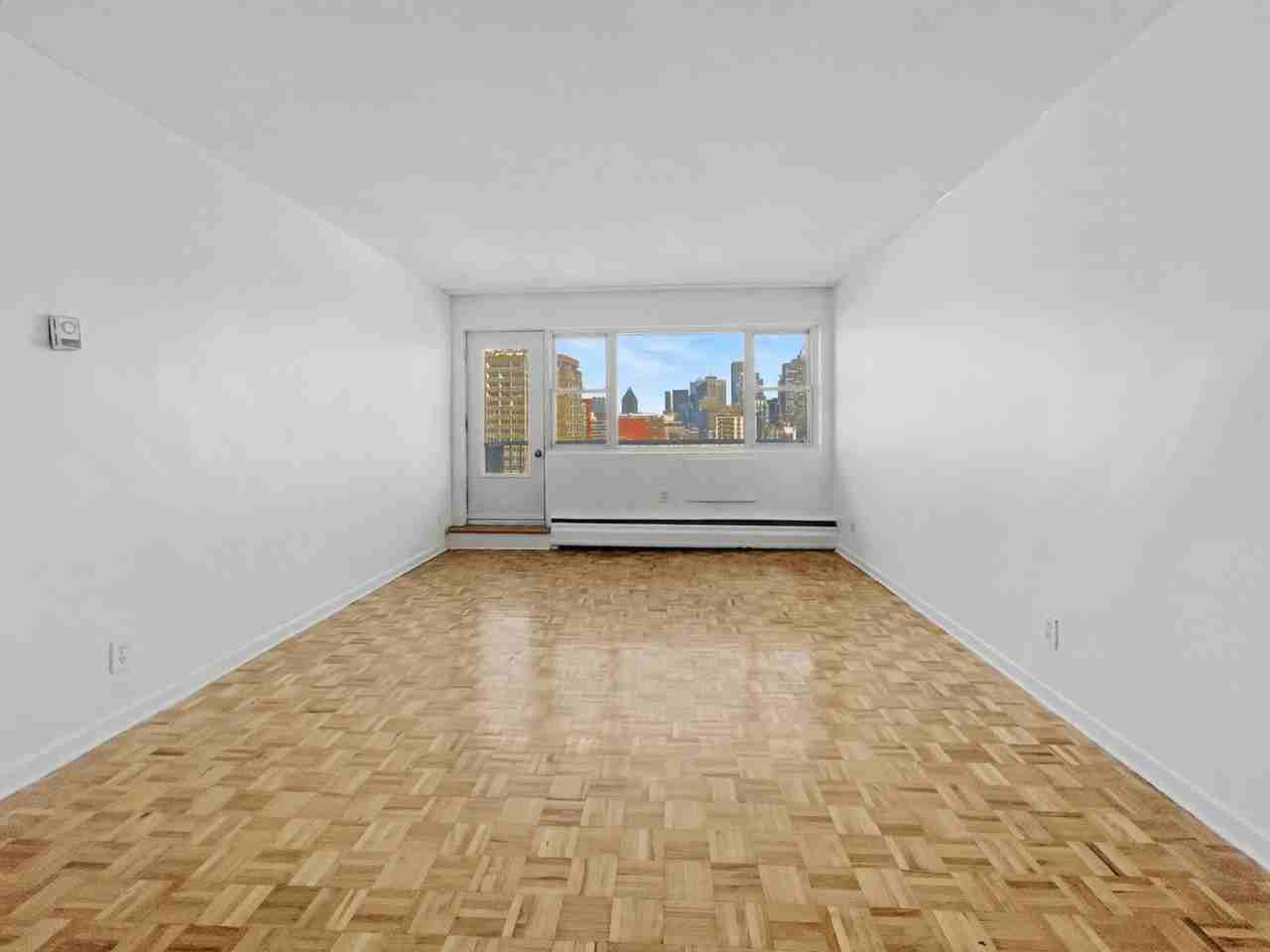 1225 Rue Du Sussex — photo 3
