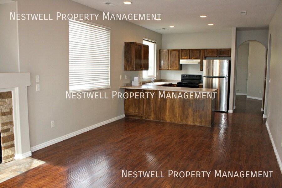 6740 S Empress Ln - Photo 3 of 14