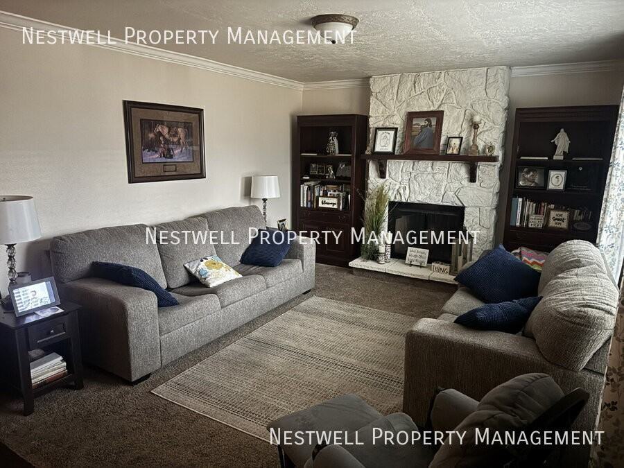 3861 W Bingham Creek Dr