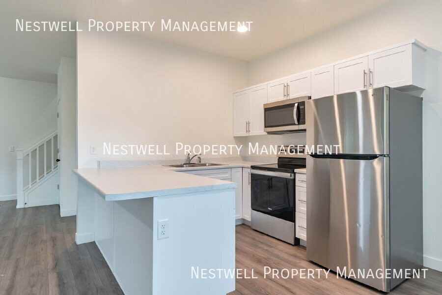 1512 W 3395 S #1 - Photo 4 of 11