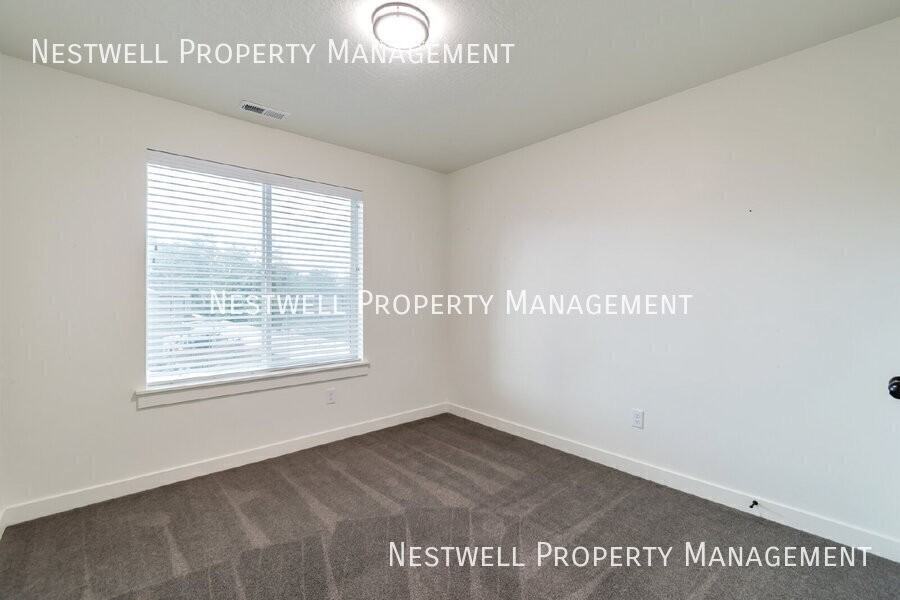 1512 W 3395 S #1 - Photo 7 of 11