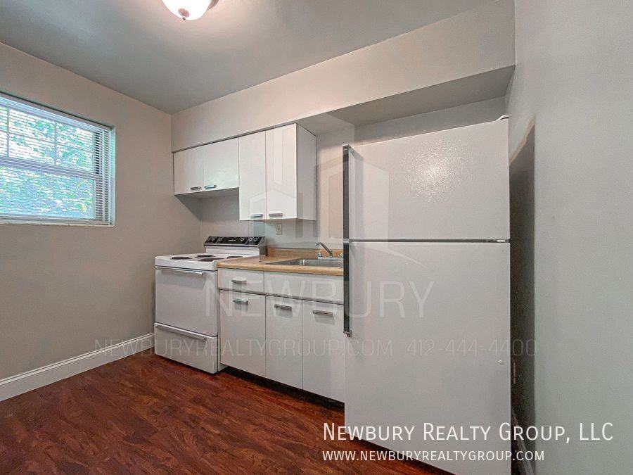 309 San Juan Dr #6 - Photo 4 of 24