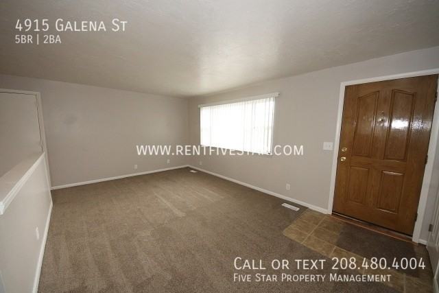 4915 Galena St - Photo 2 of 18