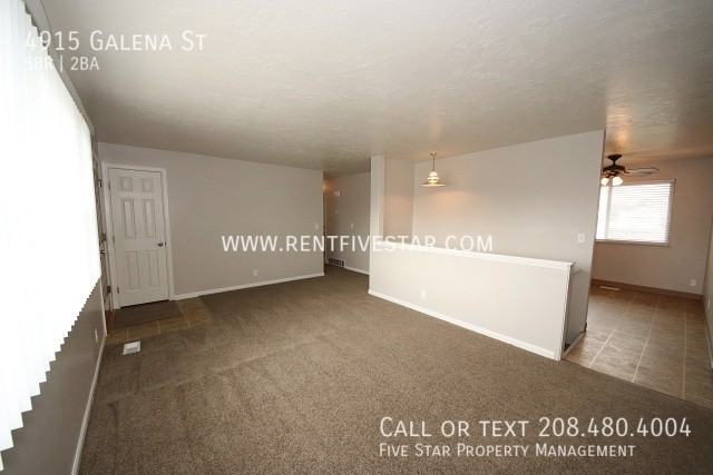 4915 Galena St - Photo 3 of 18