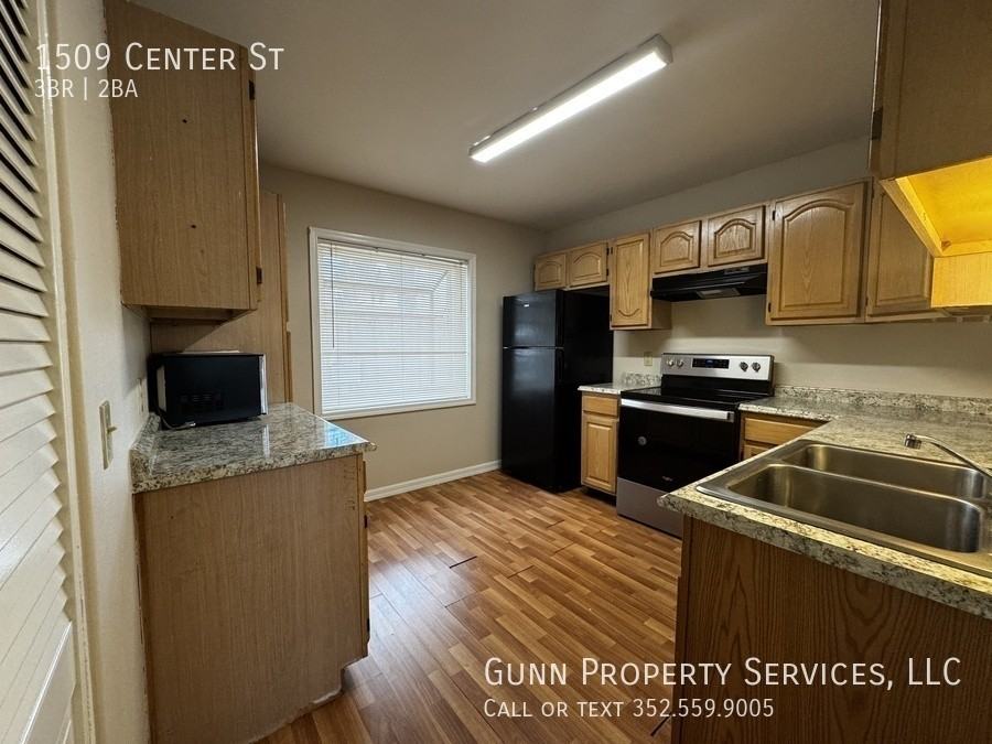 1509 Center St - Photo 4 of 18