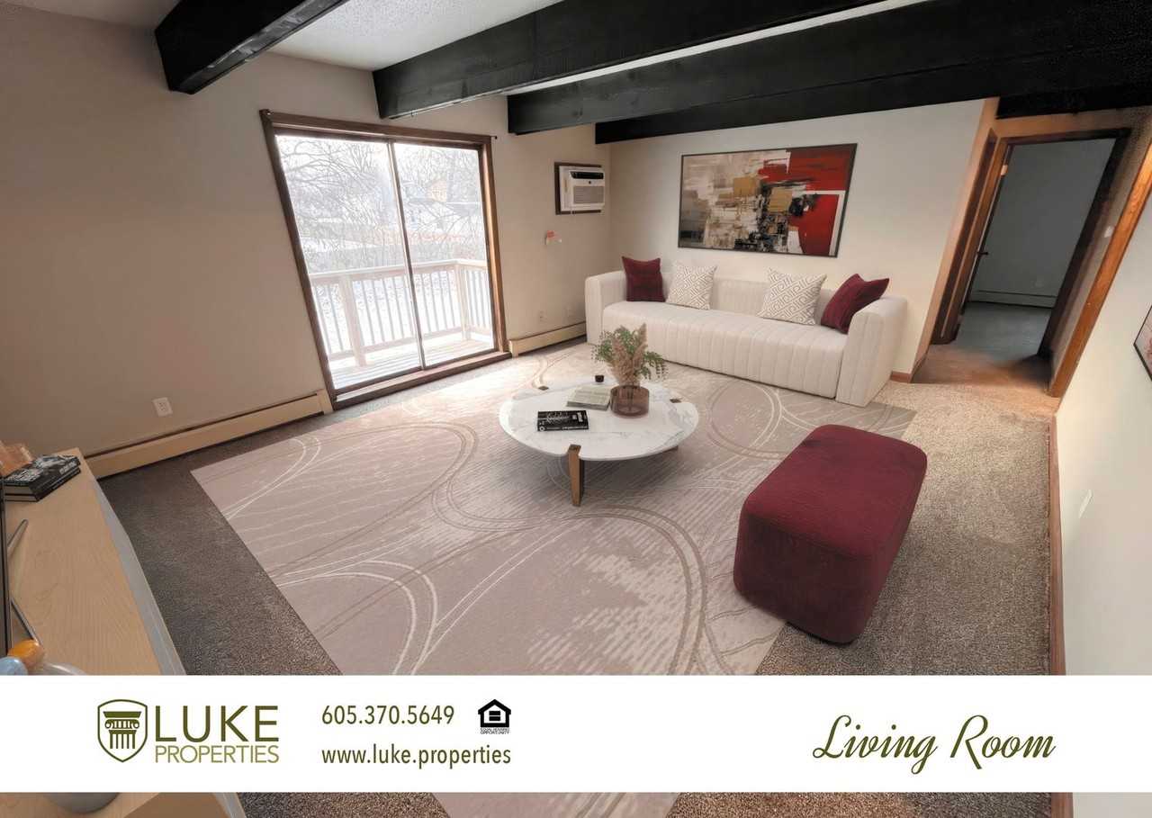 205 N Eastern Ave #8 - Photo 4 of 13