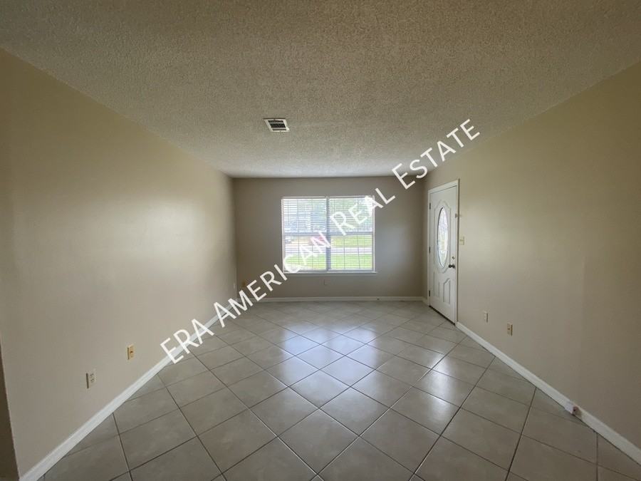 3354 La Leyenda Ct Apt A - Photo 4 of 18