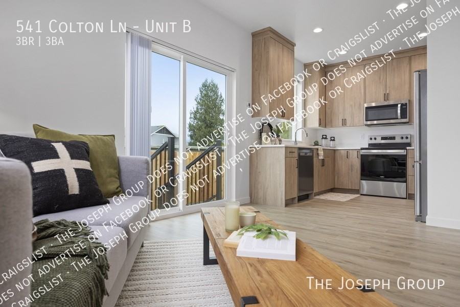 541 Colton Ln #B - Photo 6 of 45