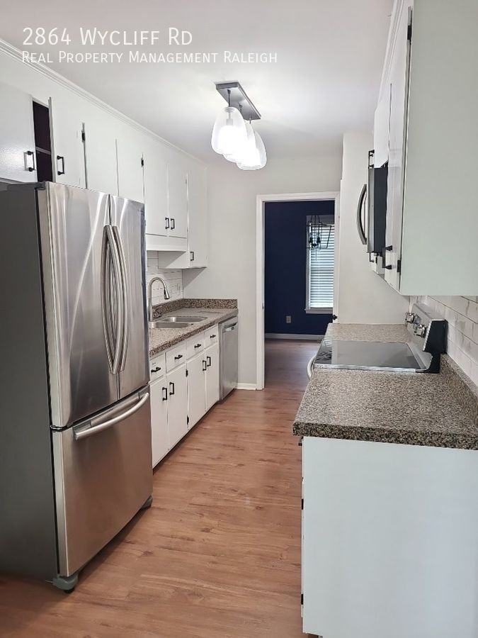 2864 Wycliff Rd - Photo 2 of 14