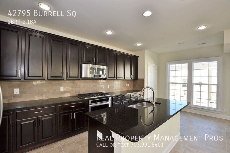 42795 Burrell Sq - Photo 5 of 31