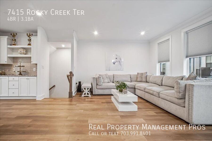 7415 Rocky Creek Ter - Photo 5 of 35