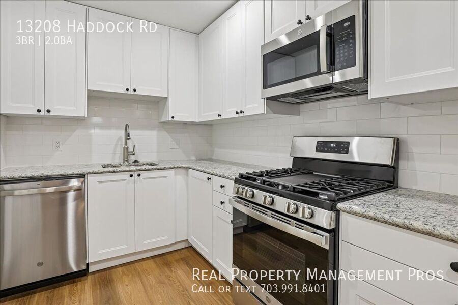 13208 Haddock Rd - Photo 2 of 19