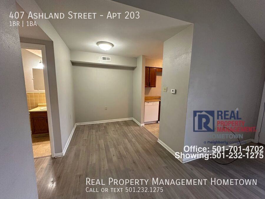 407 Ashland St #203 - Photo 6 of 13